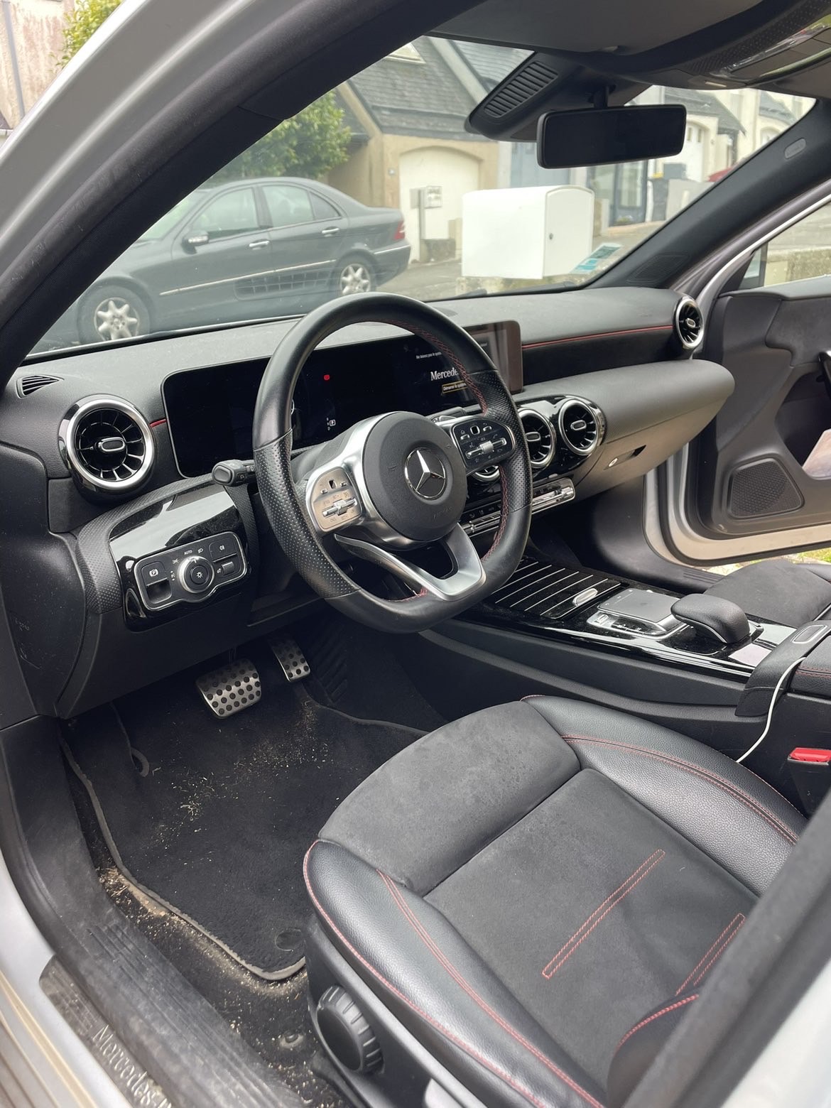 Mercedes Classe A AMG avant nettoyage
